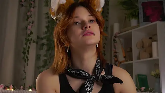 Snapshot of BlytheBenny chatting on 11/15/25, 01:25 BlytheBenny online show from 11/15/25, 01:25