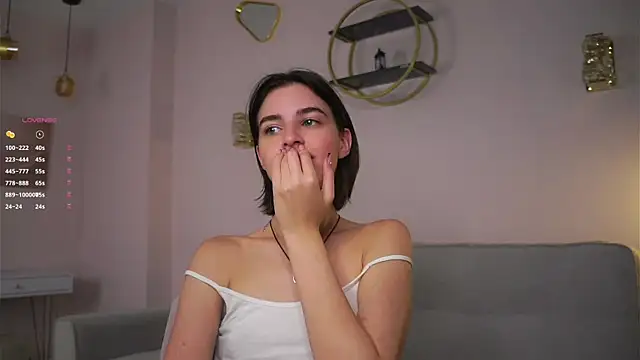 EleneButton online show from 11/27/25, 01:51