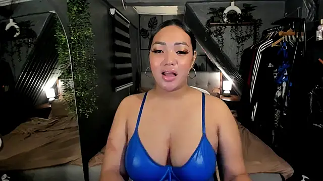 Snapshot of seductiveyumeko69 chatting on 09/26/25, 06:45 seductiveyumeko69 online show from 09/26/25, 06:45