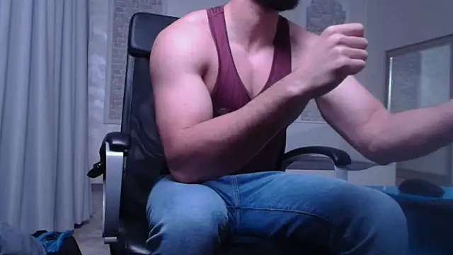 IvanHydee online show from 10/06/25, 04:43