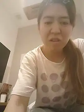Snapshot of SAKI_saki_01 chatting on 07/08/26, 11:37 SAKI saki 01 online show from 07/08/26, 11:37