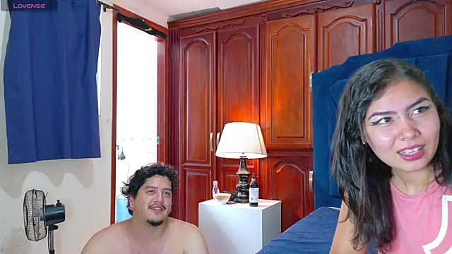 RoxyandAron2 online show from 05/31/26, 02:02