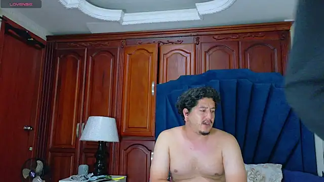RoxyandAron2 online show from 06/05/26, 11:27