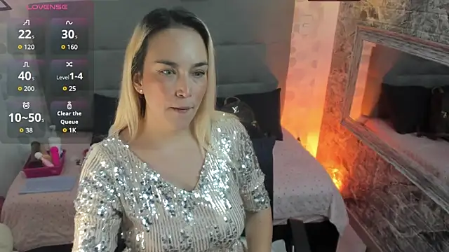 alezzafox   online show from 10/10/25, 05:06