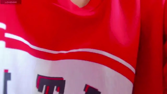 Snapshot of Sheilly_brown chatting on 11/28/25, 07:27 Sheilly brown online show from 11/28/25, 07:27