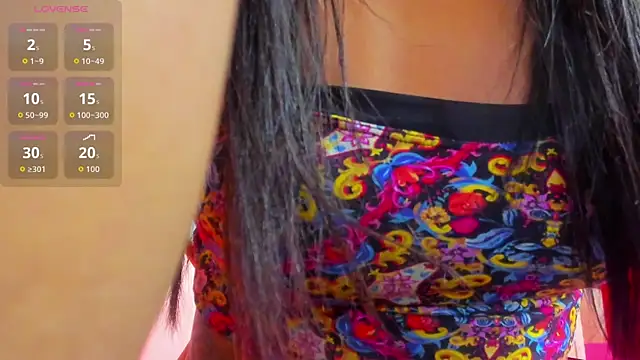 Snapshot of Sheilly_brown chatting on 11/30/25, 06:34 Sheilly brown online show from 11/30/25, 06:34