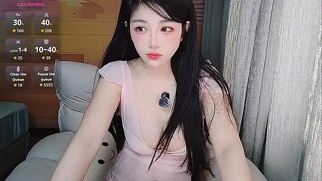 Coco--01 online show from 05/19/26, 12:49