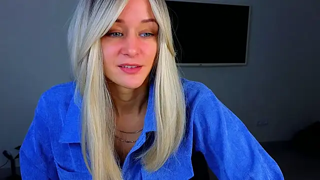 Snapshot of thief_of_hearts chatting on 10/28/25, 08:33 thief of hearts online show from 10/28/25, 08:33