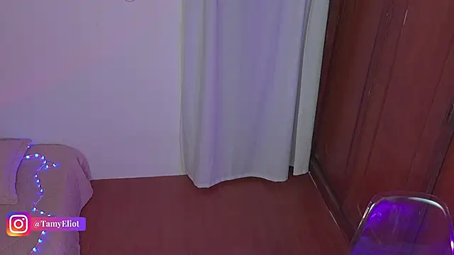 Snapshot of Tamyeliot chatting on 11/14/25, 03:49 Tamyeliot online show from 11/14/25, 03:49