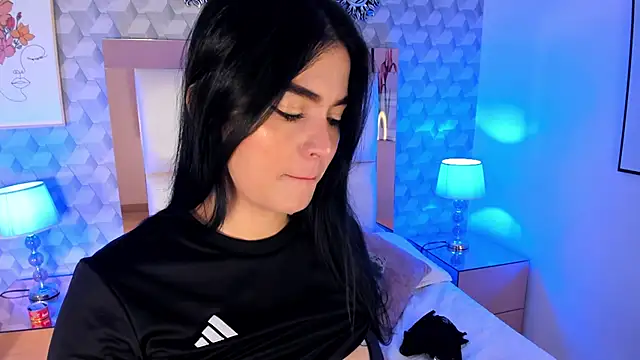 Sasha  sims   online show from 10/26/25, 11:49