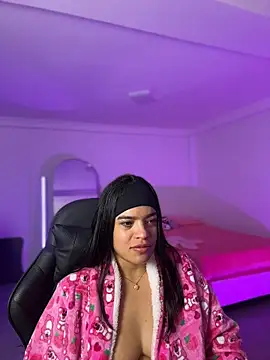JuanitaMore01 online show from 06/08/26, 01:28