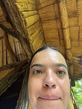 JuanitaMore01 online show from 07/27/26, 04:47