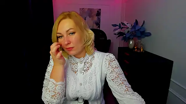 CamilaFatem online show from 09/08/25, 07:35