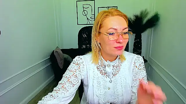CamilaFatem online show from 09/09/25, 07:46