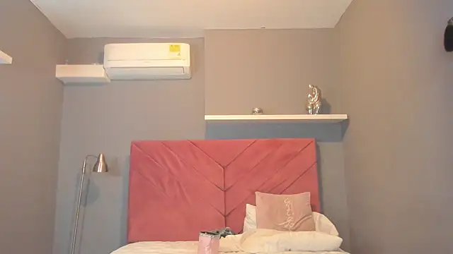 everyh   online show from 11/10/25, 07:35