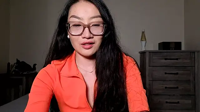 Aliciaz3 online show from 11/21/25, 03:49