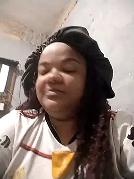 melcarioca1111 online show from 10/19/25, 05:02