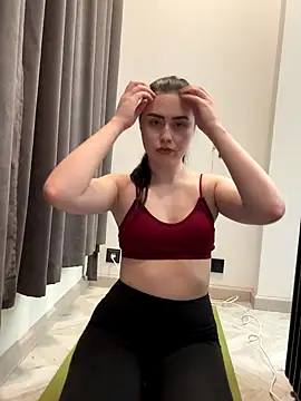 Snapshot of MilanaDayLi chatting on 10/24/25, 09:11 MilanaDayLi online show from 10/24/25, 09:11