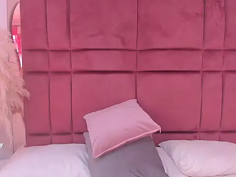 moesha rey1 online show from 09/19/25, 05:57