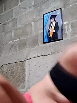 Snapshot of Violethroos chatting on 10/26/25, 04:40 Violethroos online show from 10/26/25, 04:40