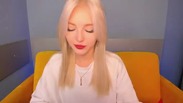 LisaFoxyMe online show from 10/25/25, 02:52