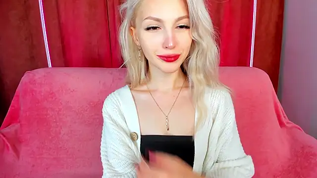 LisaFoxyMe online show from 12/01/25, 01:54