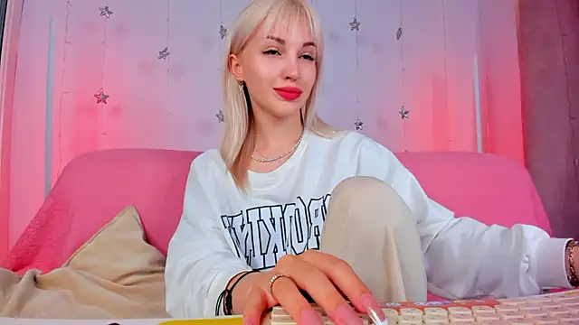 LisaFoxyMe online show from 06/14/26, 01:14