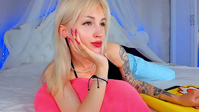 LisaFoxyMe online show from 06/16/26, 01:19