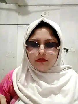 Nusrat-N online show from 05/18/26, 04:35