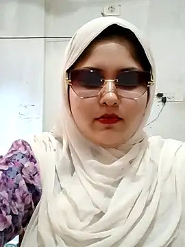 Nusrat-N online show from 07/24/26, 04:32