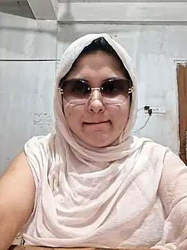 Nusrat-N online show from 07/27/26, 03:41