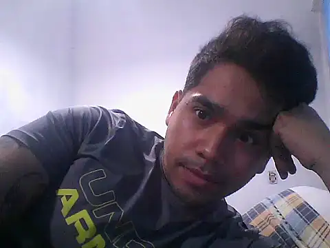 Perruchi2211 online show from 09/21/25, 04:47