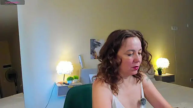 Kira Adler online show from 07/10/26, 01:10