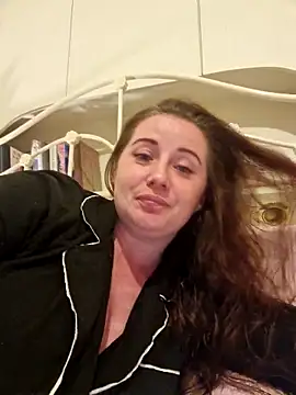 RosieMilff online show from 10/05/25, 07:56