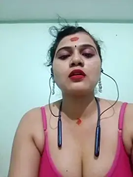 Snapshot of Kavya-Tiwari chatting on 10/20/25, 06:52 Kavya-Tiwari online show from 10/20/25, 06:52