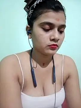 Kavya-Tiwari online show from 06/09/26, 08:37