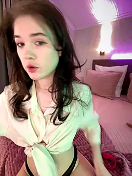 Snapshot of Marryme- chatting on 11/19/25, 01:44 Marryme- online show from 11/19/25, 01:44