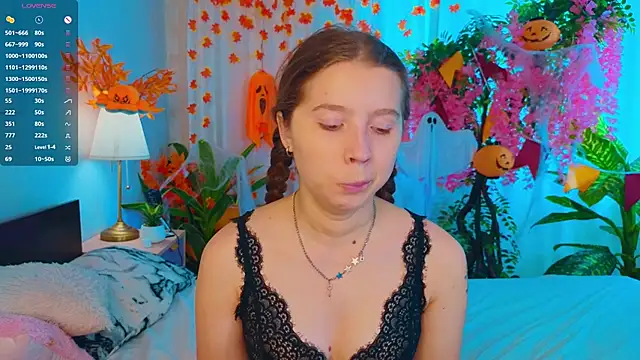 CatherineRichards online show from 10/21/25, 07:09