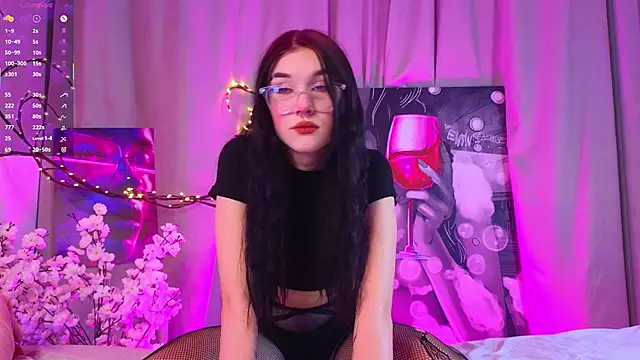 JenniferSullivan online show from 11/23/25, 09:25