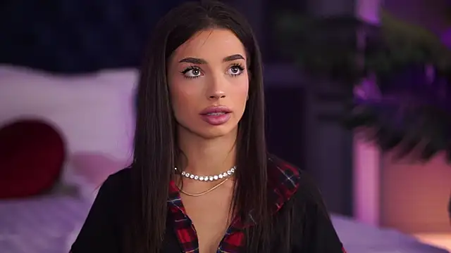 Snapshot of LalaRoze chatting on 09/22/25, 06:54 LalaRoze online show from 09/22/25, 06:54