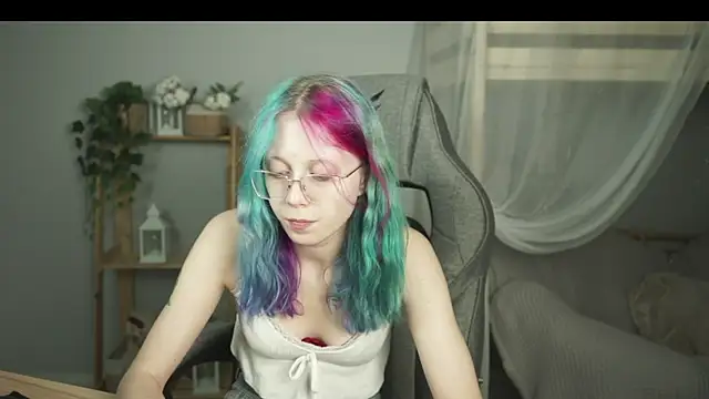 SakuraBliss online show from 11/10/25, 05:01