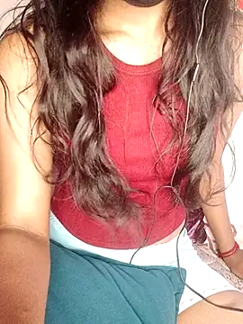 Snapshot of trending_tamizhachii chatting on 11/06/25, 04:24 trending tamizhachii online show from 11/06/25, 04:24