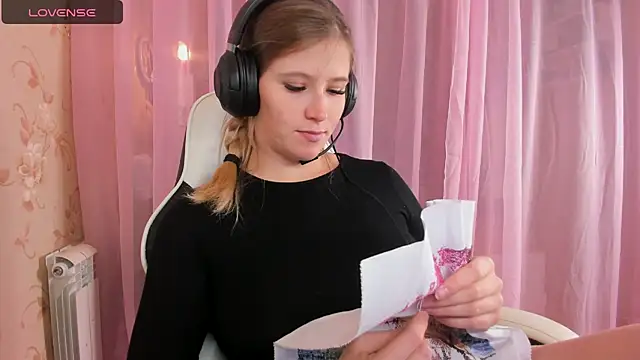 Anabel-Candy online show from 10/20/25, 06:47