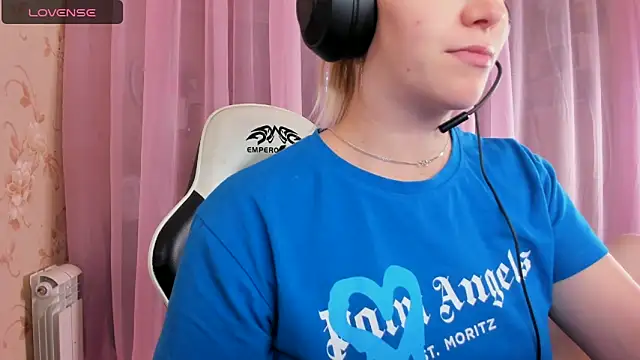 Anabel-Candy online show from 10/21/25, 06:25