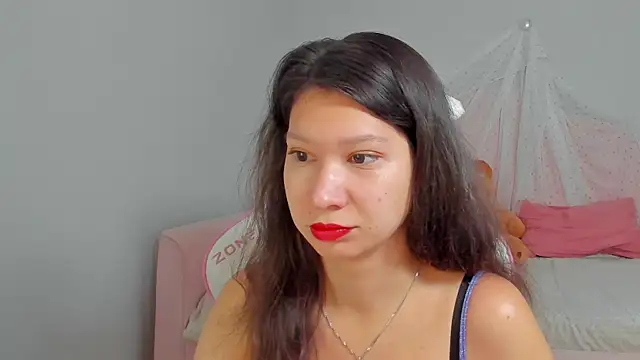SaraDenar online show from 09/13/25, 05:07