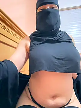  Laiali  online show from 09/23/25, 12:41