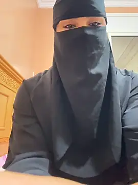  Laiali  online show from 09/27/25, 11:37