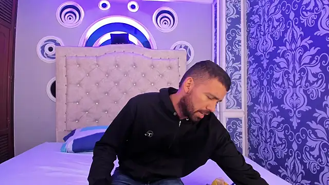 magnus serket online show from 12/01/25, 11:37