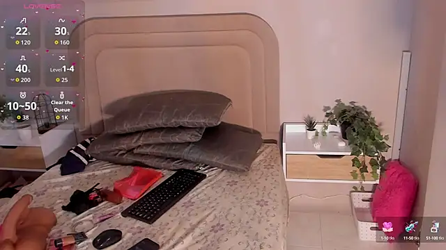 Anamonrroe online show from 09/25/25, 11:36