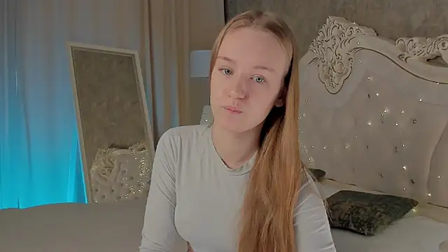 Lucy Shaw online show from 10/05/25, 08:56